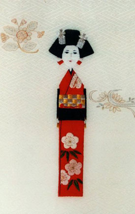 image of an embroided crane